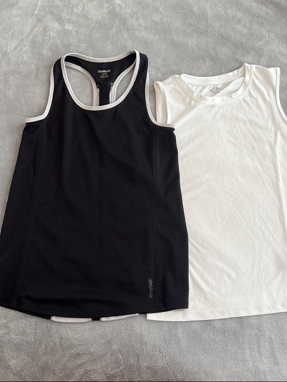 bundle workout tank tops
